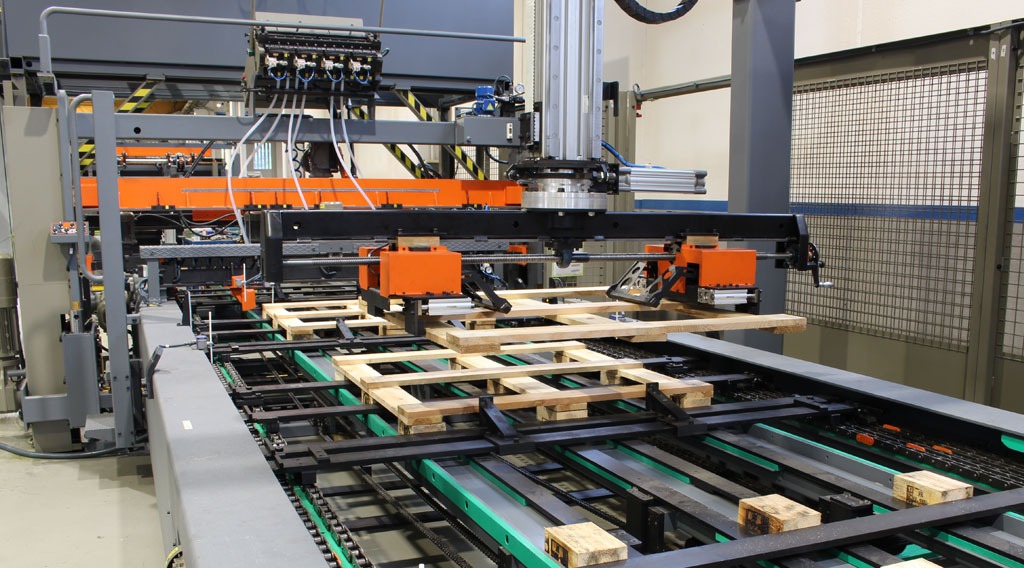 Automated Pallet Manufacturing Line Automated wooden pallet production and assembly machine line at Export Pallets Factory